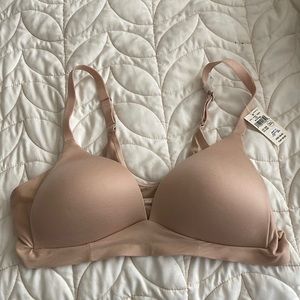 Aerie bra Real Sunnie Wireless size 36B NWT Nude Color. Racer Back.